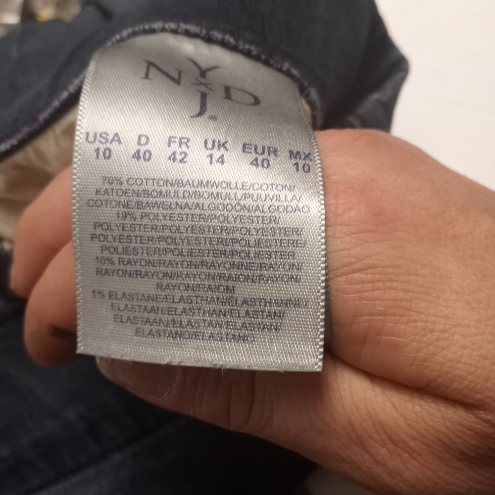 NYDJ Pull-on Denim Jeans - Picture 8 of 8